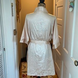 Bride to be Mrs gorgeous robe